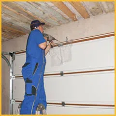 Community Garage Door Repair Service Laguna Hills, CA 949-432-7943 - side-garage-door-repair-10-48m